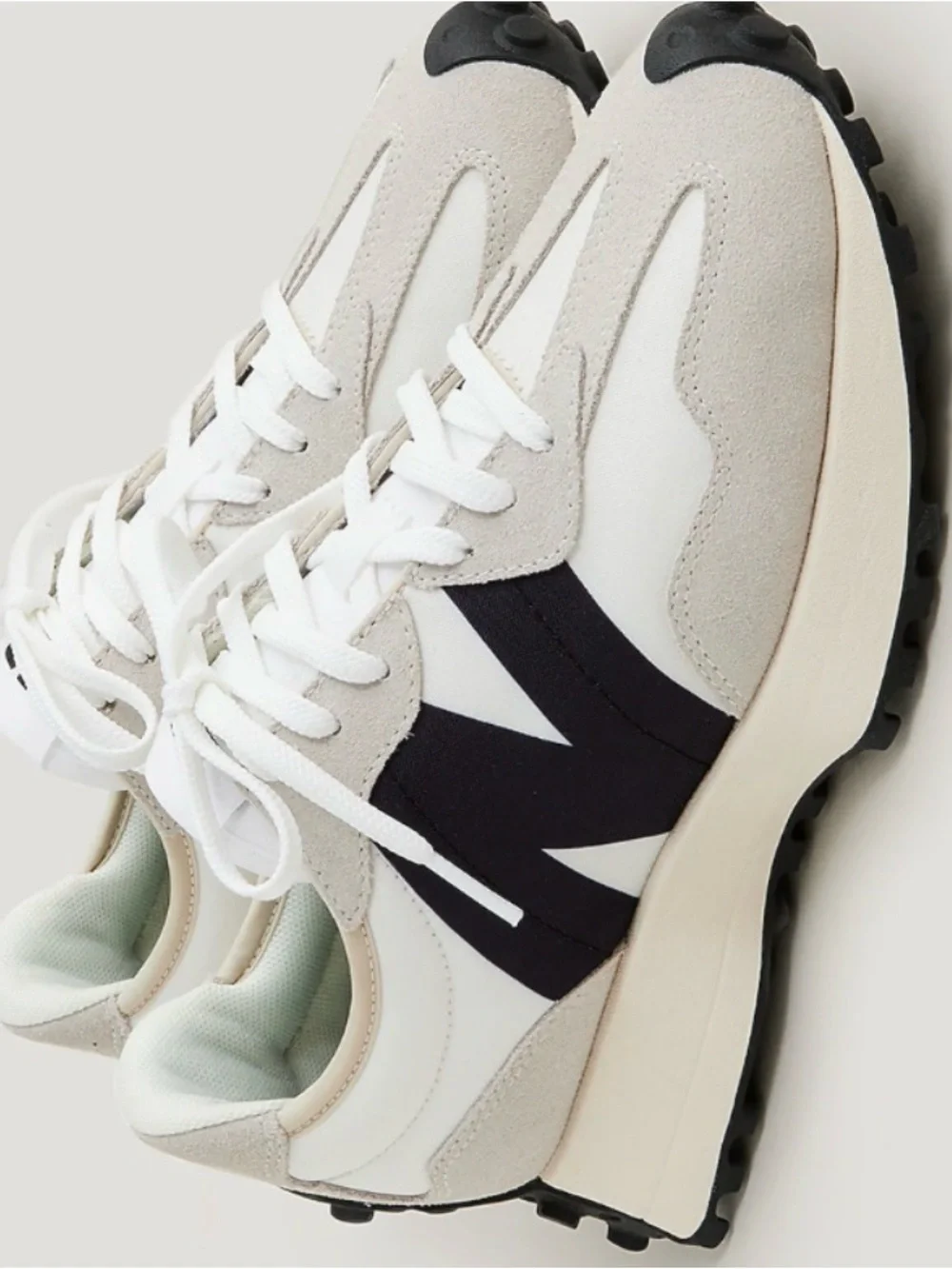 New Balance Women's White, Cream & Black Retro-Runner Sneakers